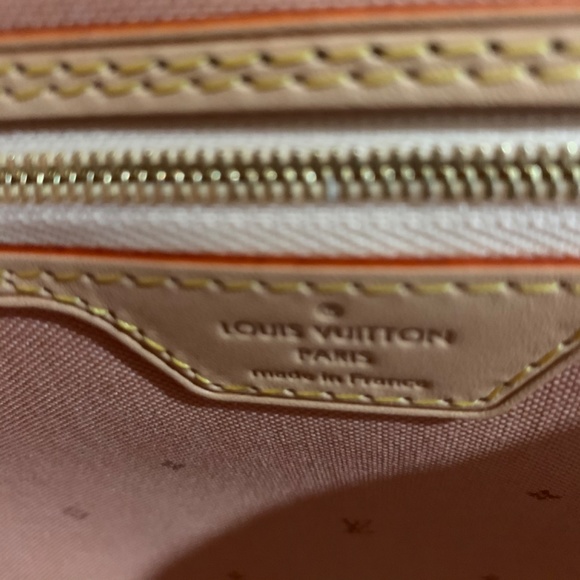 New never used Louis Vuitton Neverfull Fall Collection Bag - Picture 8 of 12